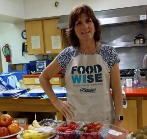 Picture of Penny Schmitt, FoodWIse Nutrition Educator. 